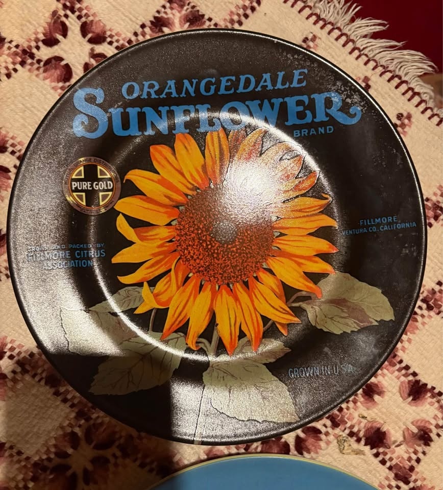 ONEIDA set of 4 collectors plates - photo 4