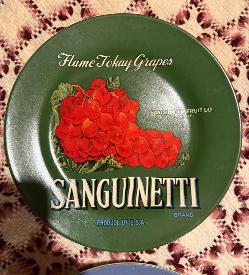 ONEIDA set of 4 collectors plates - photo 5