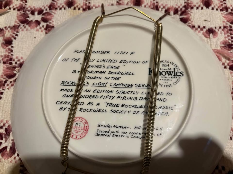 Norman Rockwell evening ease 8.5 inch - photo 3