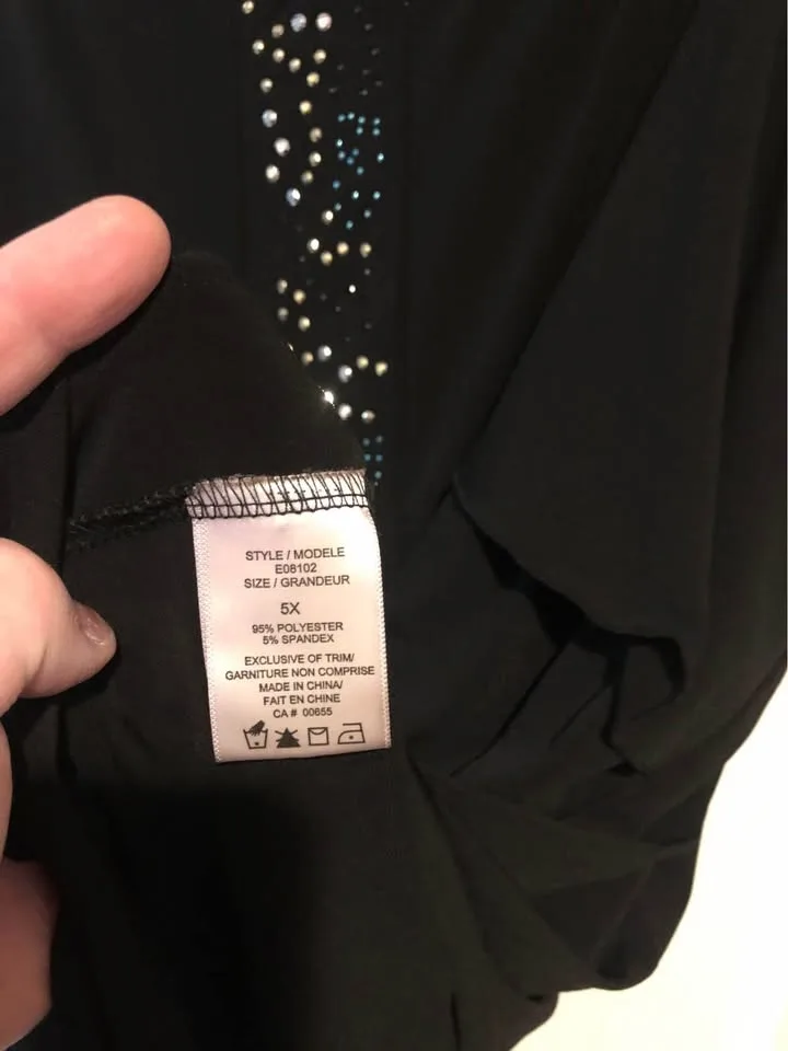 Sleeveless Blouse with Ornate Detailing, 5X image indicator(3)