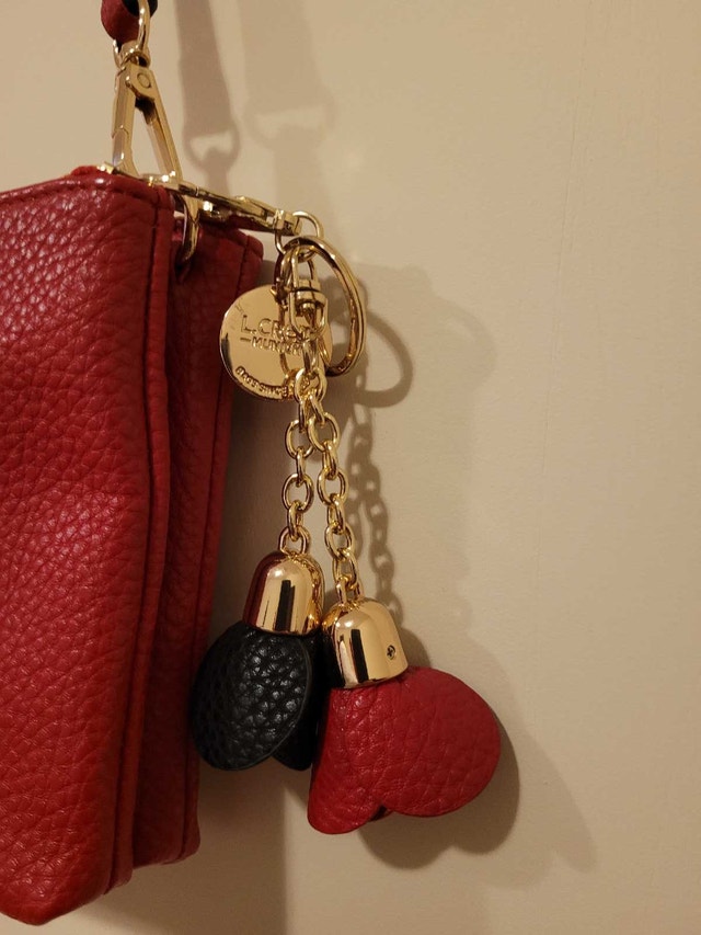 New Women's Lcredi Red Crossbody Bag With Two Rose Charms - photo 5