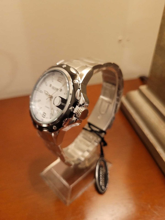 Brand New Skone White and Silver Quartz Men's Watch - photo 2
