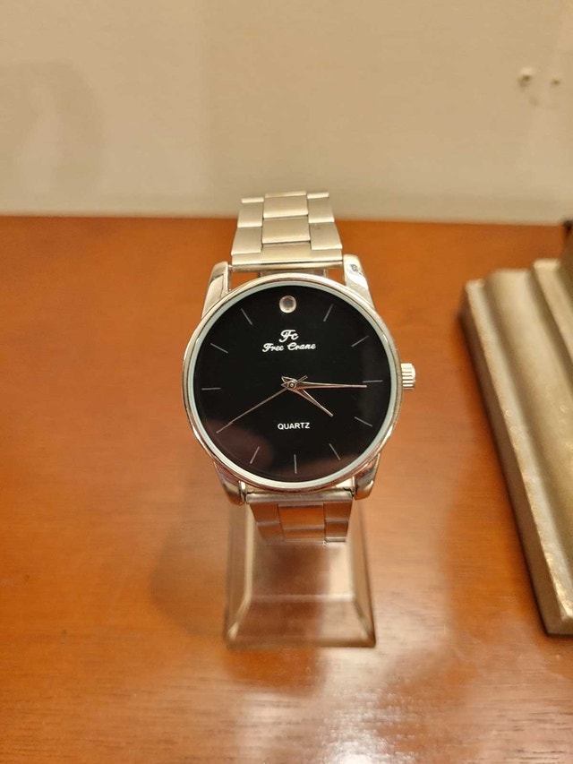 Brand New Fc Free Crane Silver and Black Quartz Men's Watch