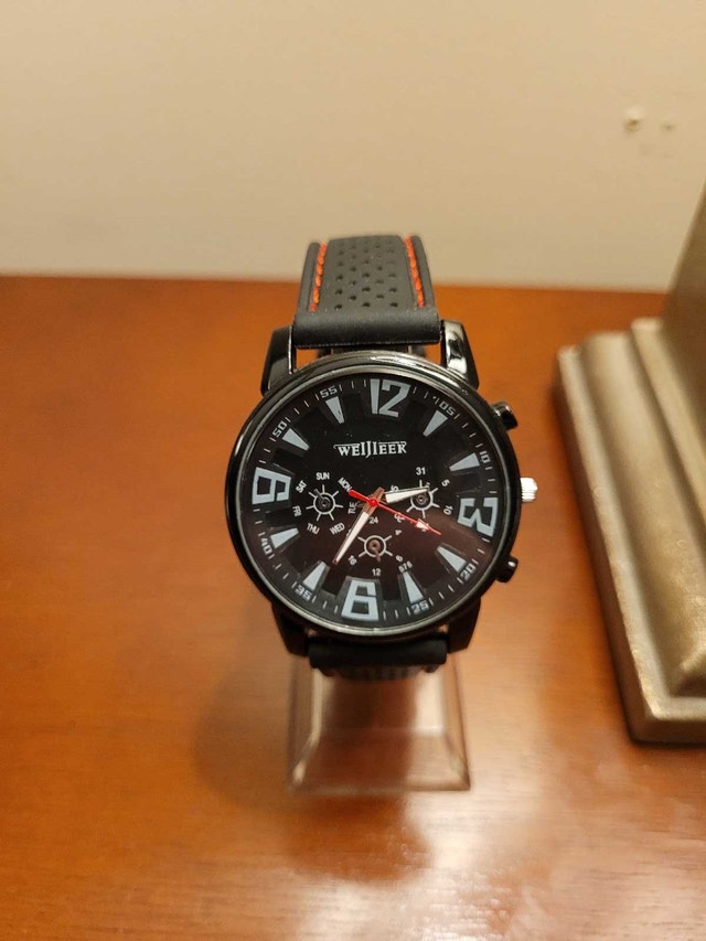 Brand New Men's Weijieer Black Analog Watch