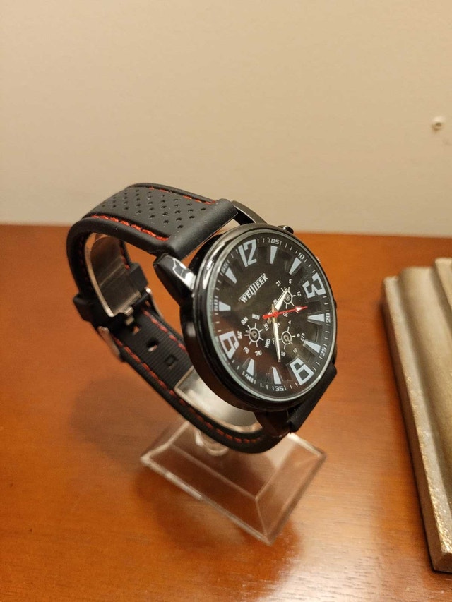 Brand New Men's Weijieer Black Analog Watch - photo 3