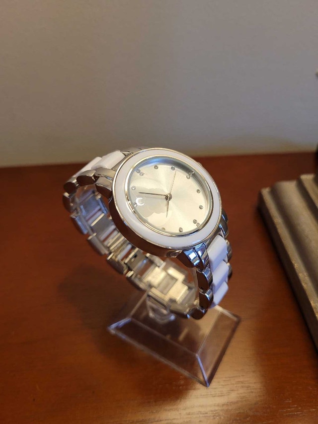 Brand New Unbranded Stylish Silver and White Women's Watch - photo 3