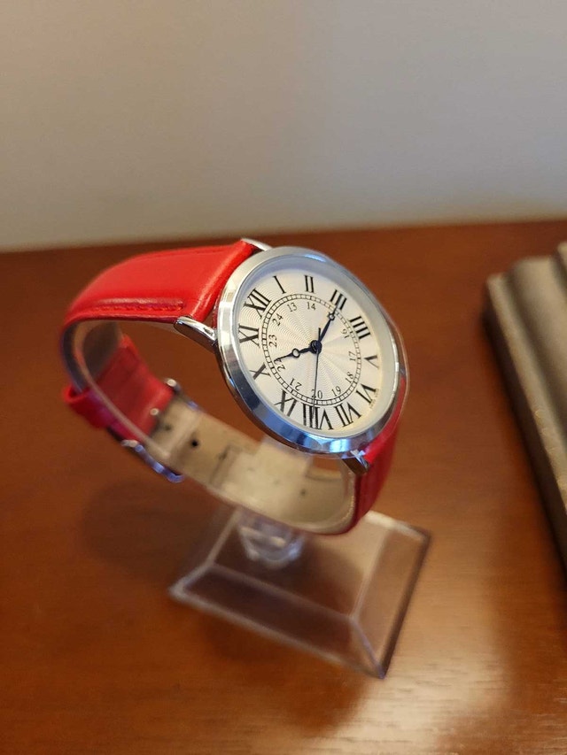 Brand New Red Women's Roman Dial Fashion Swiss Made Watch - photo 3
