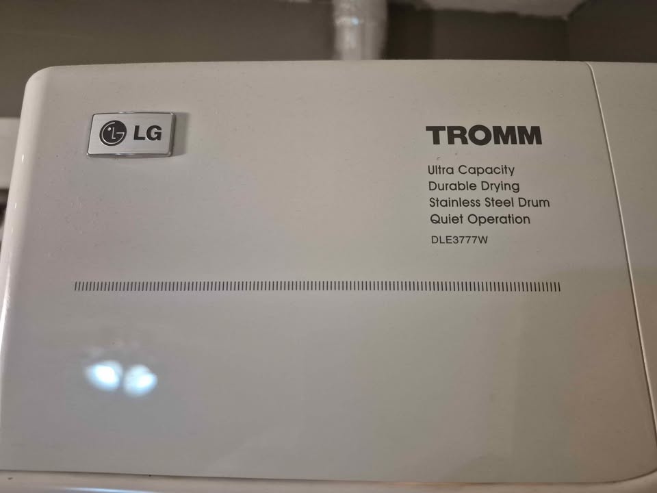 LG Front Loading 27" TROMM Dryer ** for parts - photo 2