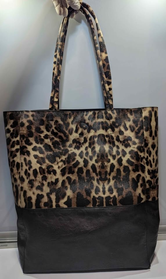 The Timeless Jessica Leopard Print Tote - photo 2
