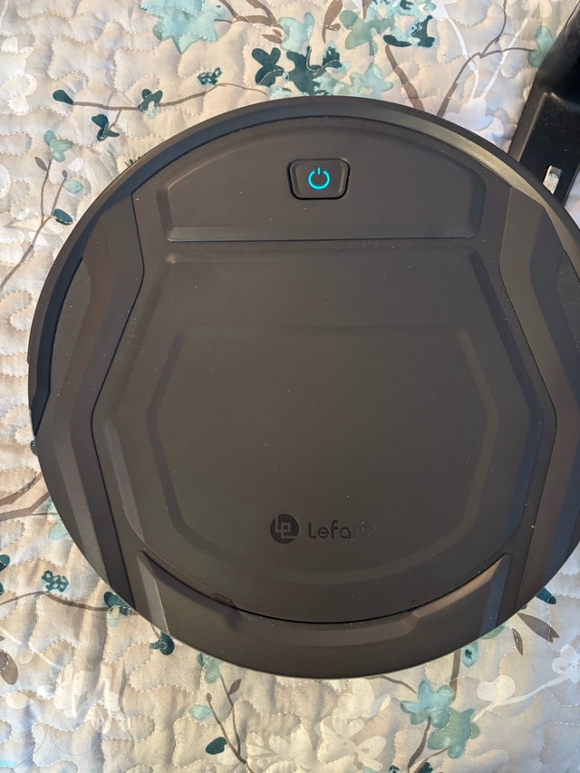 Lefant M210 Robot Vacuum Cleaner – Smart & Slim!