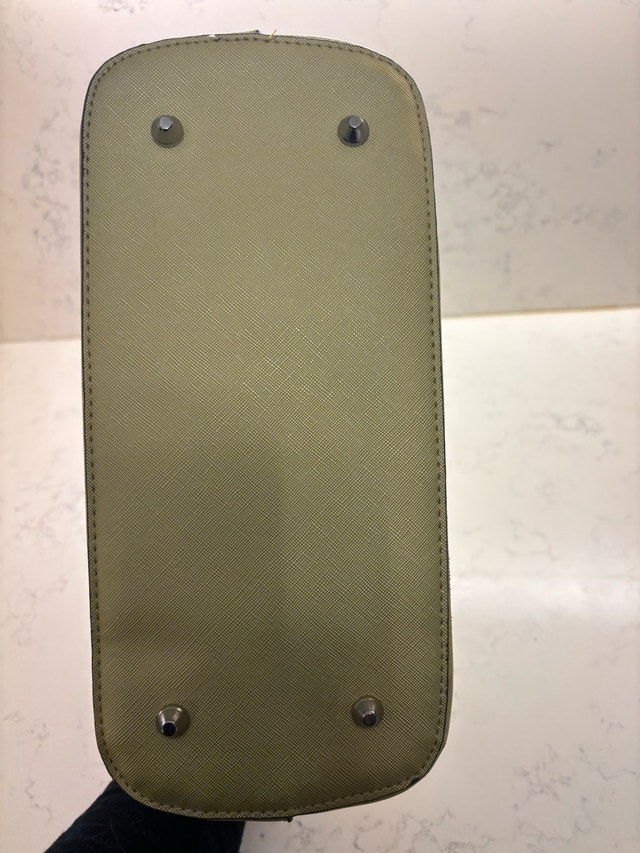 Chic Yellow Handbag from Ricki’s – Like New! - photo 3