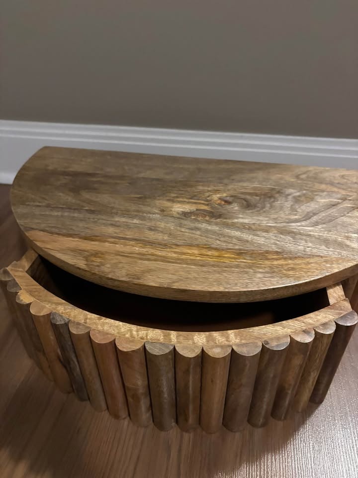 BRAND NEW Mango Wood Ribbed Texture Wall Shelf - photo 4