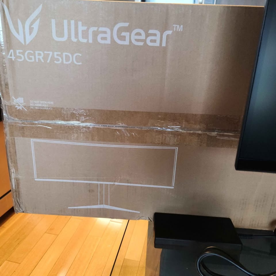 Super ultrawide LG Ultragear 45GR75DC 200hz (32:9) Monitor - photo 5