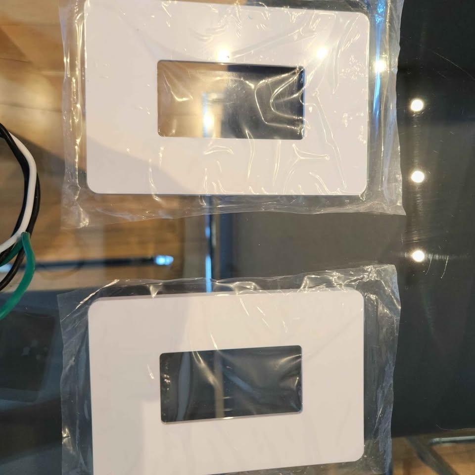 Bundle of 2 Ecobee Switch + - photo 3