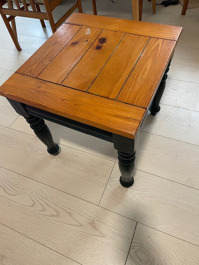Solid wood coffee/side table - photo 2