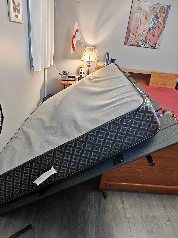 Queen mattress