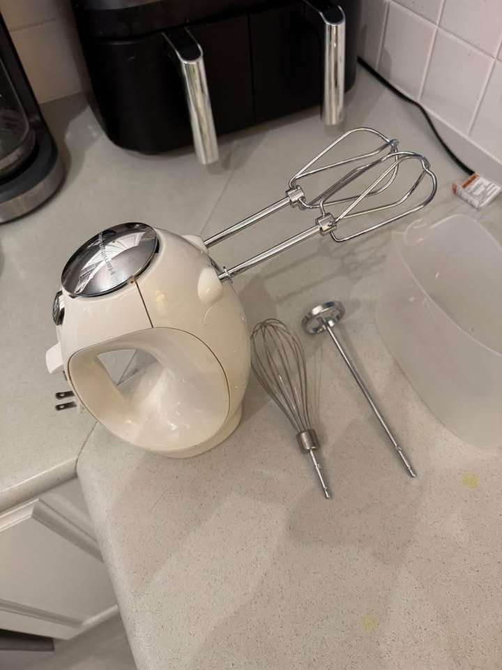 🌀 Powerful Hamilton Beach Hand Mixer – Compact + Versatile! 🥕 - photo 4