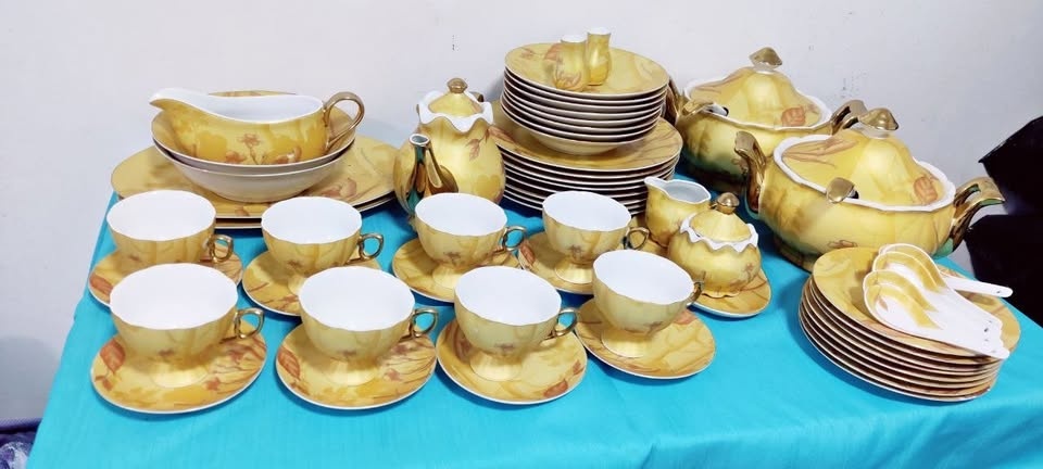 🌟 Rare Yamasen Japan Gold Dinner & Tea Set 🌟🥕