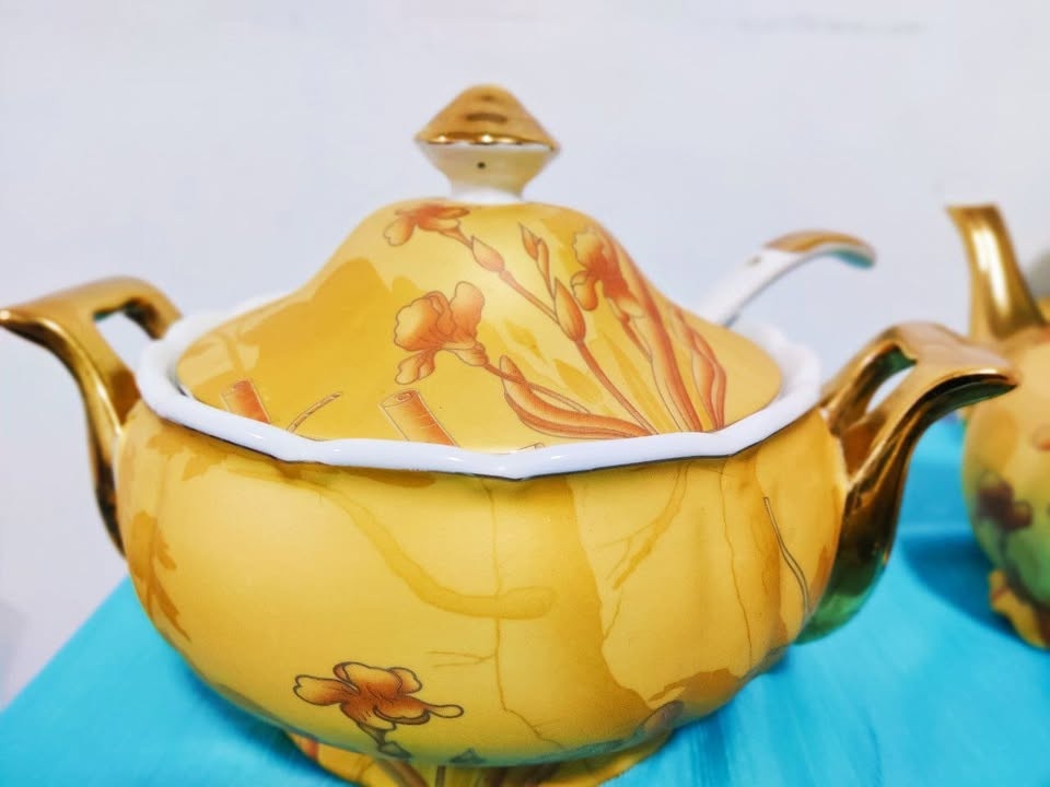 🌟 Rare Yamasen Japan Gold Dinner & Tea Set 🌟🥕 - photo 3