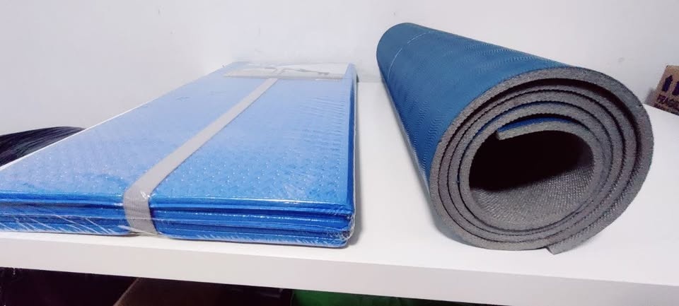 2 Blue Yoga / Pilates / Fitness / Gym Mats – Great Condition! 🥕 - photo 2