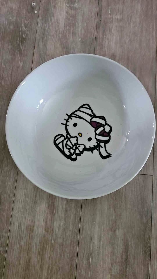 Hello Kitty halloween Bowl