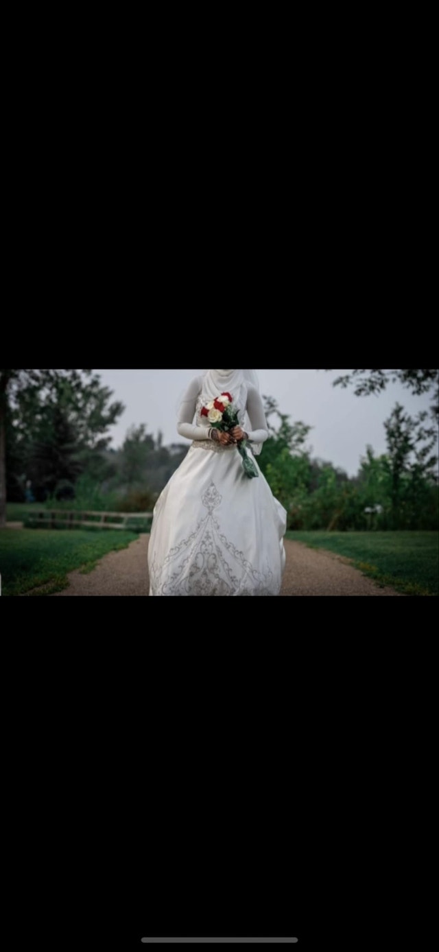 Wedding dress