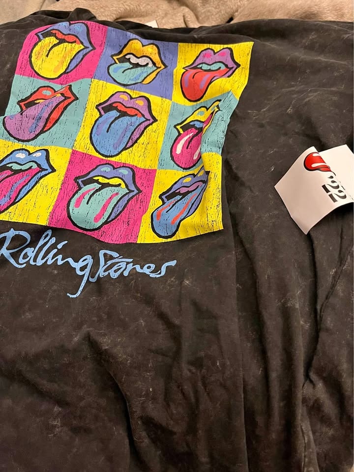 New with tags men’s large Rolling Stones t shirt