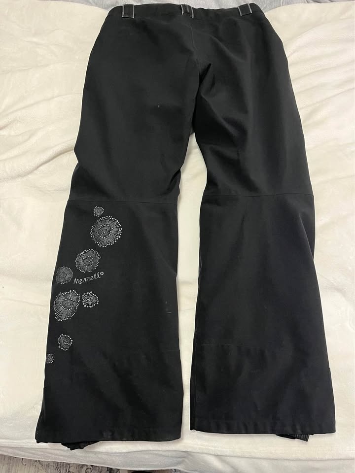 Quality women’s snow pants size medium - photo 3
