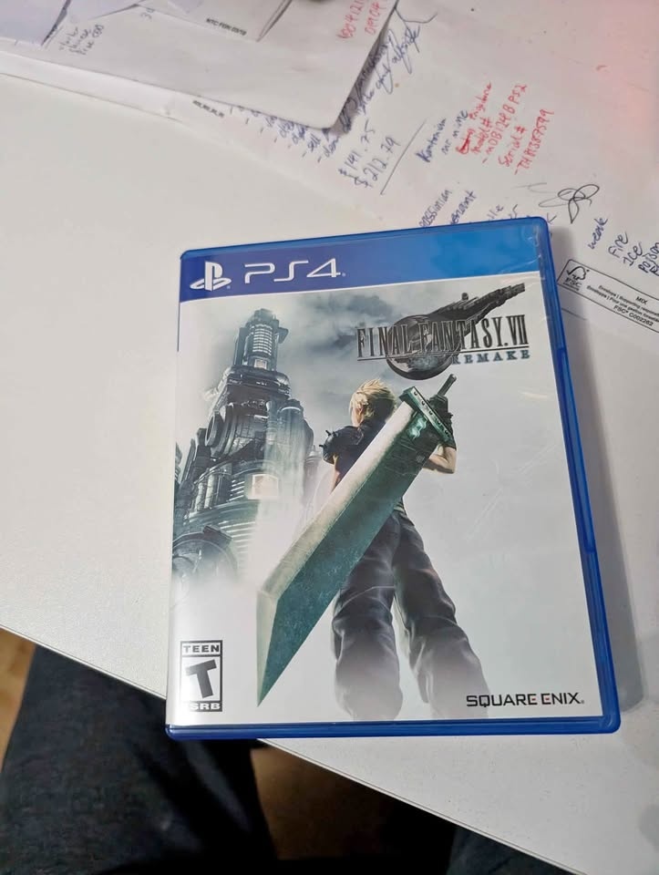 PS4 FF7 Remake with DLC