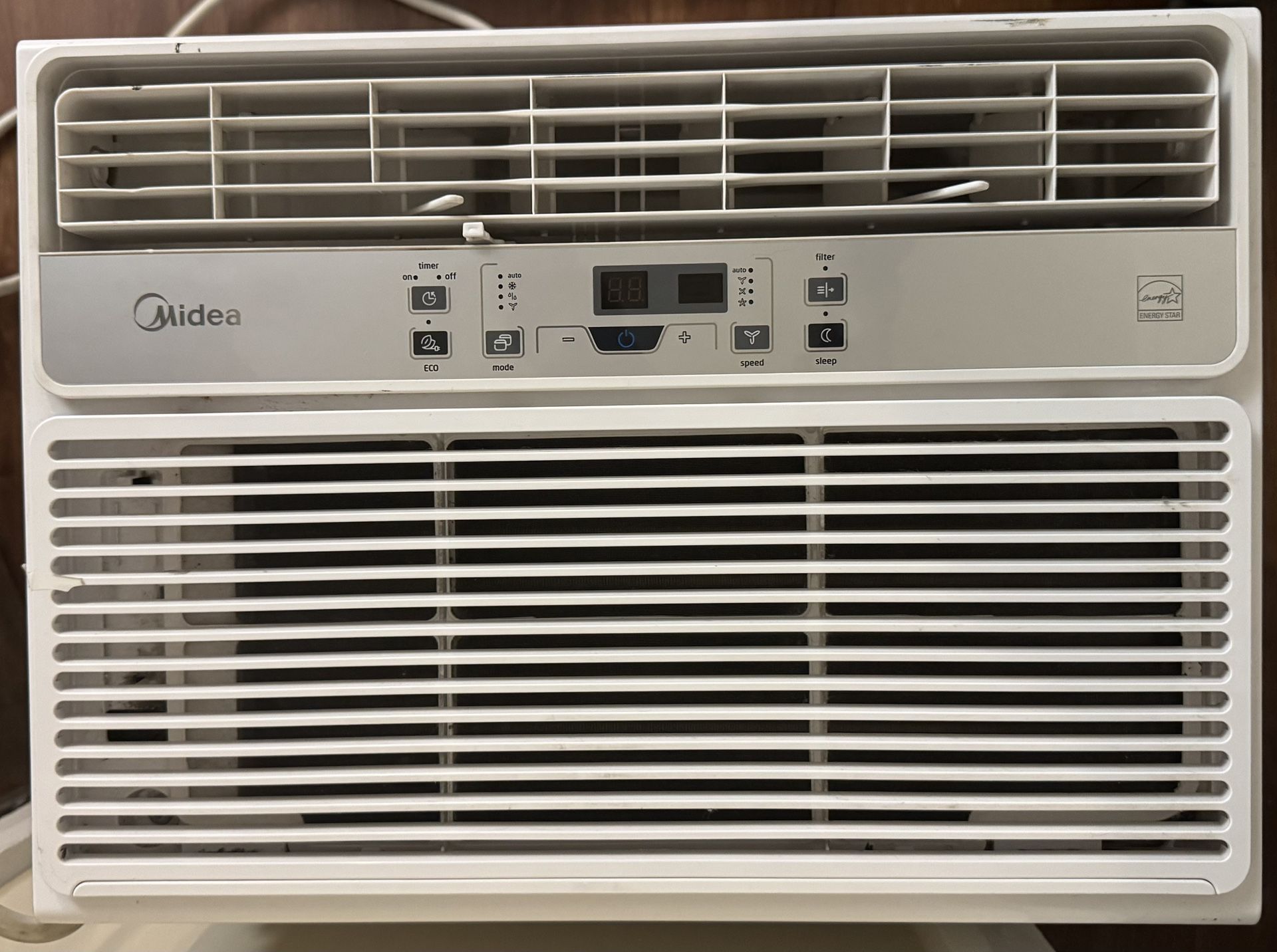 Midea 6,000 BTU's White Window Mount Air Conditioner