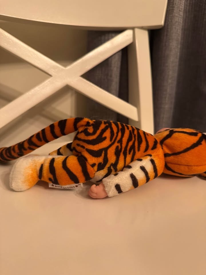 Collectable Anne Geddes Sleeping Baby Tiger Doll - photo 2