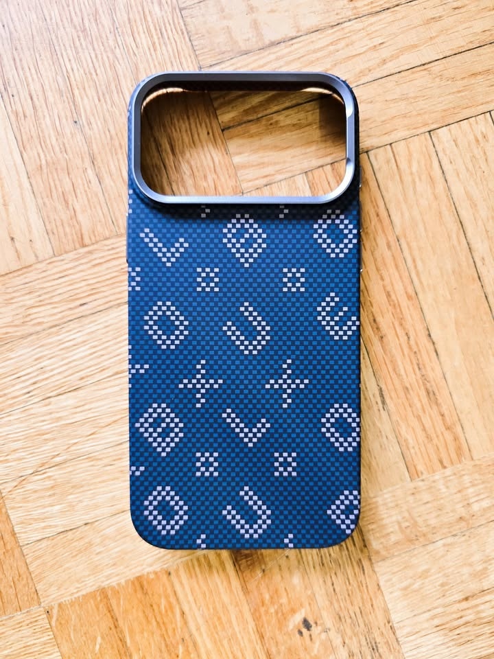 iPhone 17 Pro Max Case Carbon Fiber - Blue