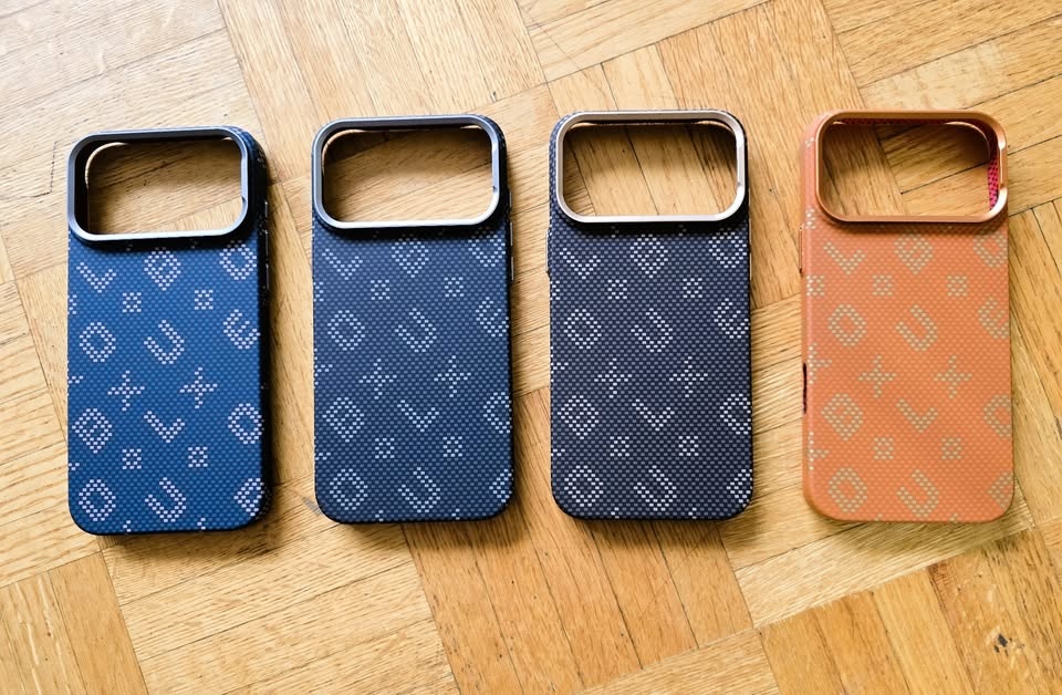 iPhone 17 Pro Max Case Carbon Fiber - Blue - photo 3