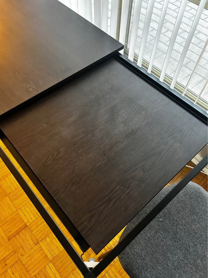 GOOD AS NEW Extendable Brown Dining Table - HAS TO GO THIS WEEK - photo 2