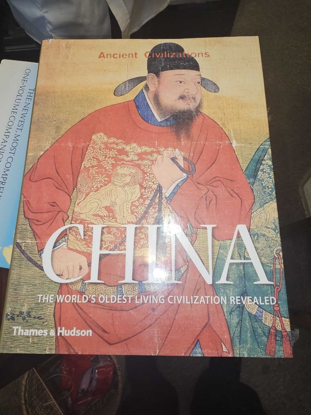 Thames & Hudson China