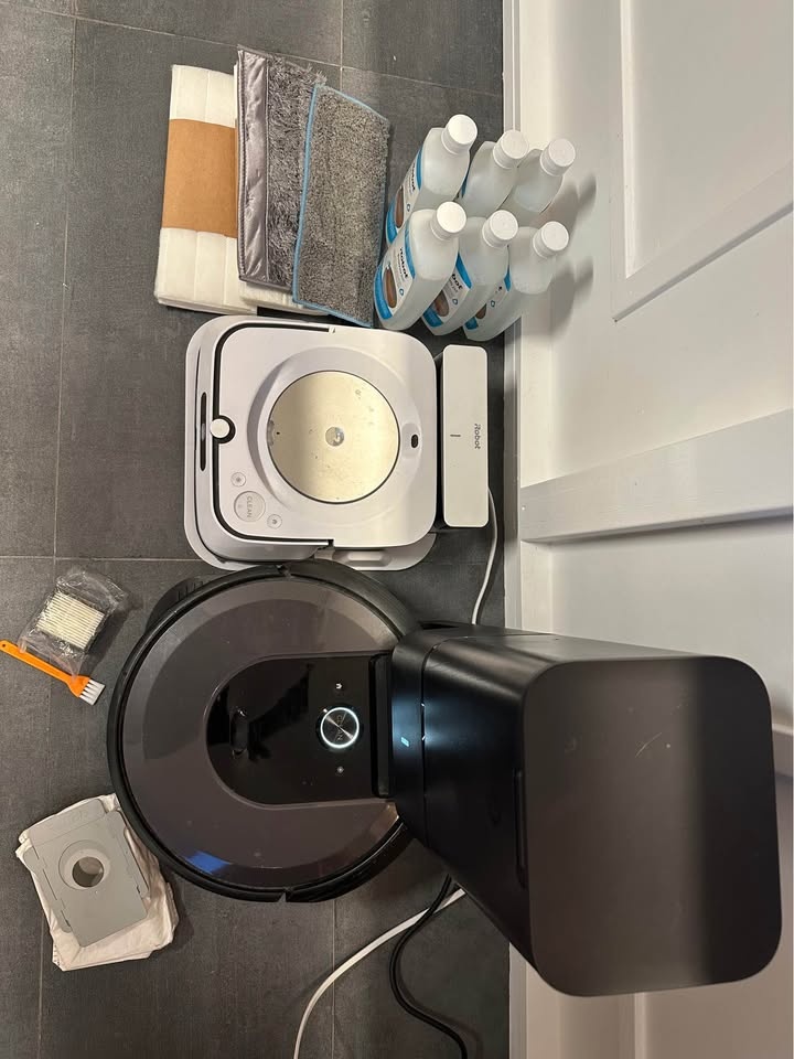 Roomba i7+ and Brava Jet M6 Robot Vacuum & Mop Set - photo 5