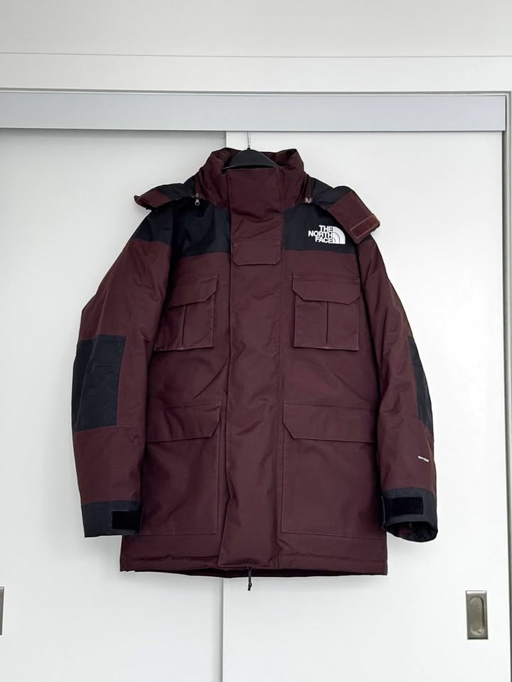 The North Face Coldworks Insulated Parka (size M)