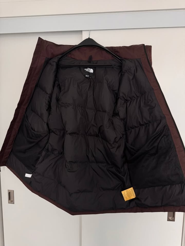 The North Face Coldworks Insulated Parka (size M) - photo 3