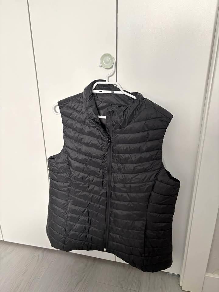 Old Navy Active Vest