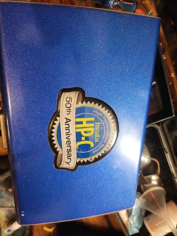 Rare Airbrush with metal case - photo 2