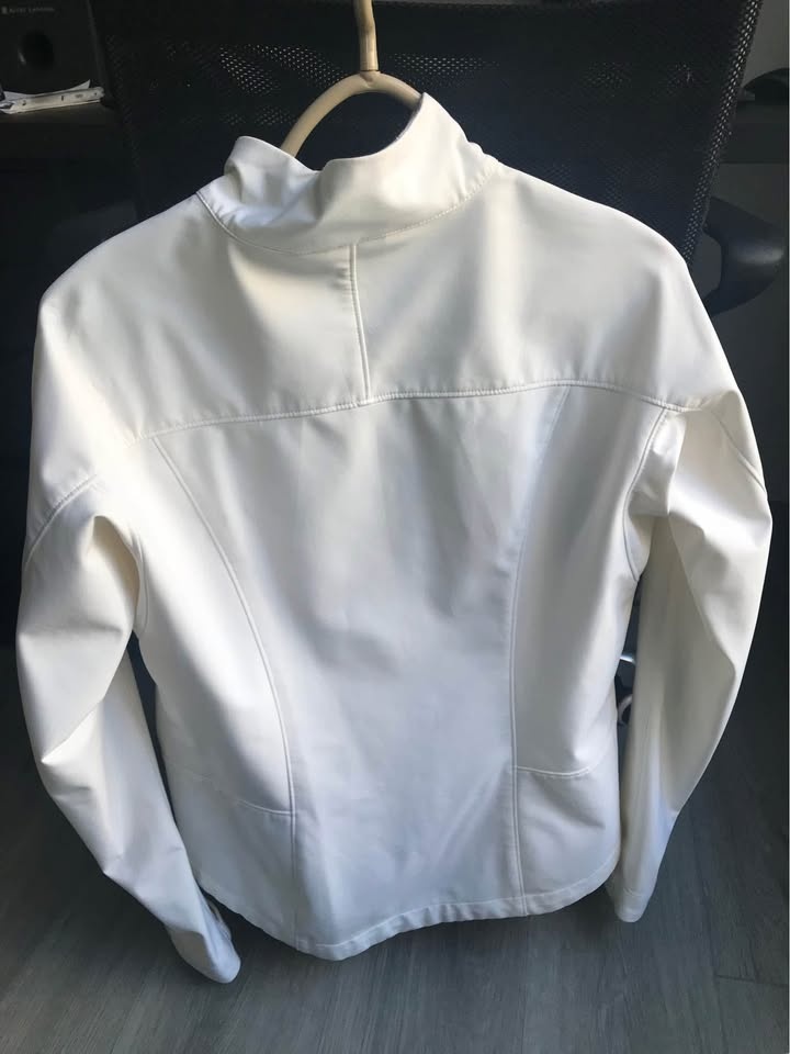 Women light jacket, size M - photo 4