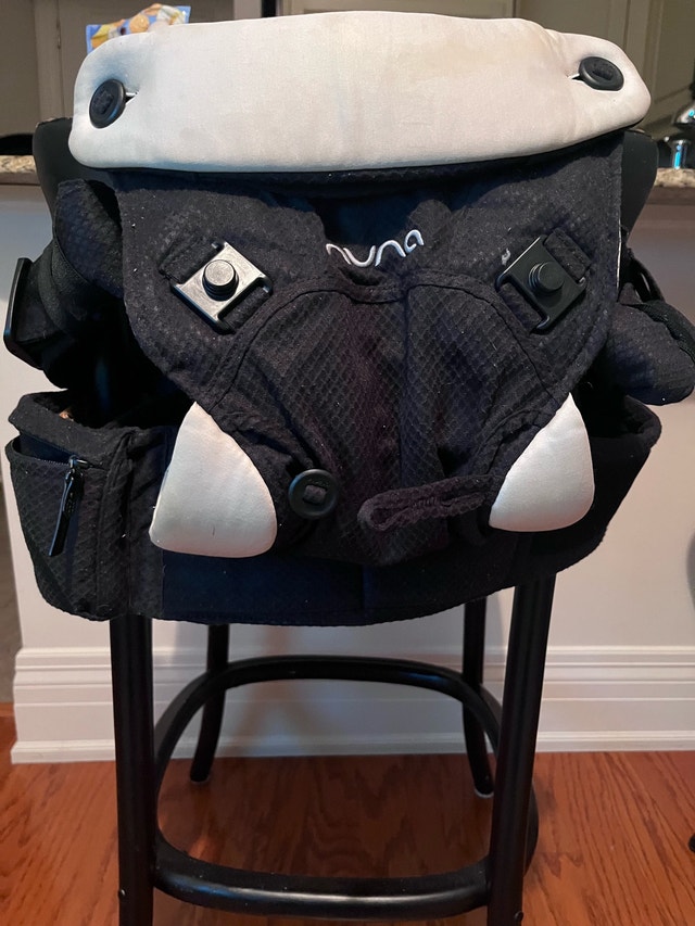 Nuna baby carrier