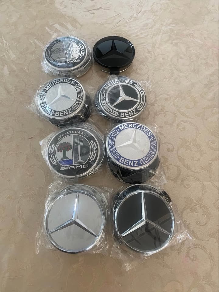 Mercedes center caps - photo 4