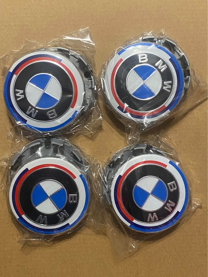 BMW center caps - photo 3