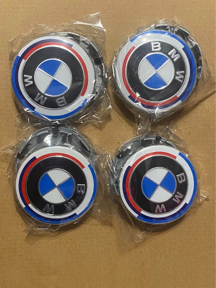 BMW center caps - photo 5