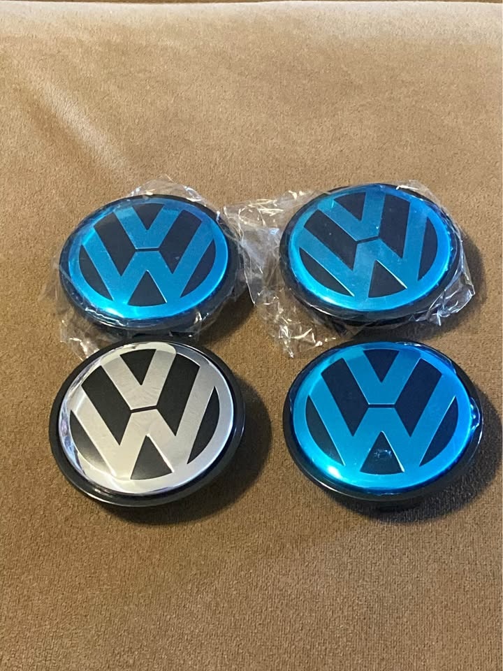 Volkswagen center caps - photo 2