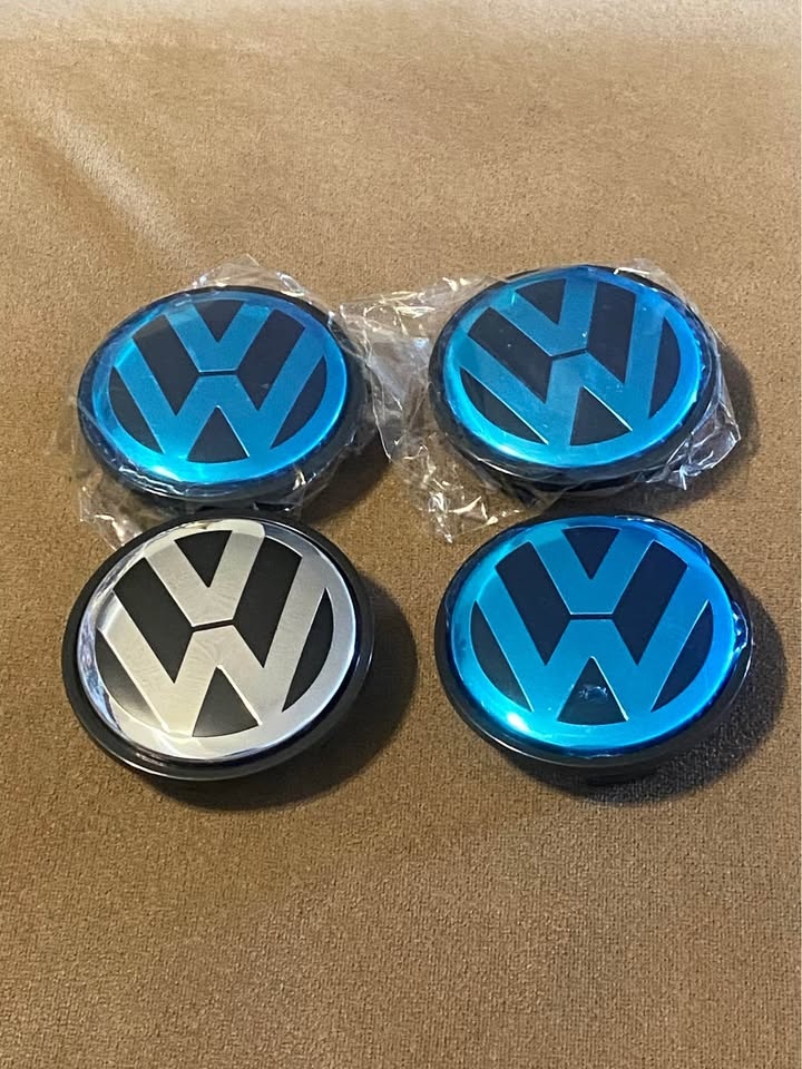 Volkswagen center caps - photo 4