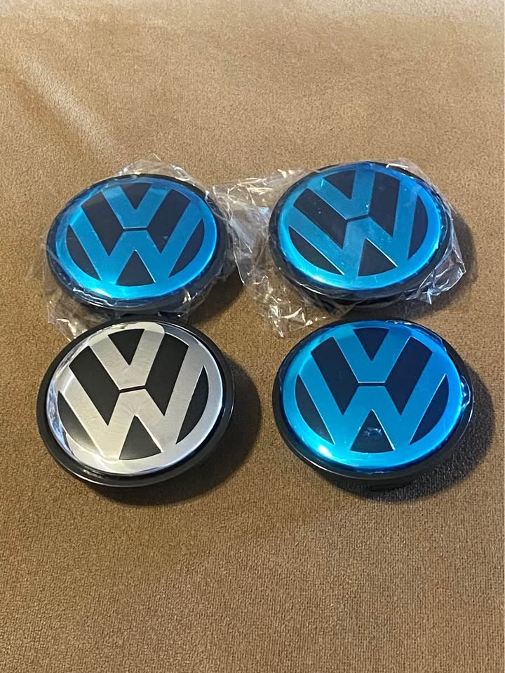 Volkswagen center caps - photo 5