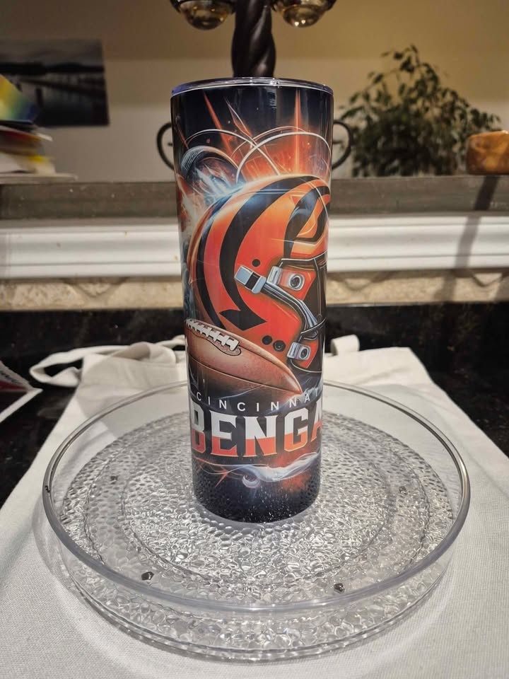 Sport Themed Tumblers - photo 4