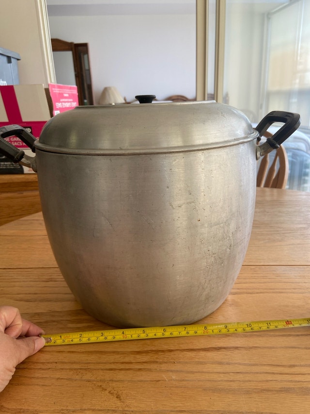 Aluminum Stock Pot